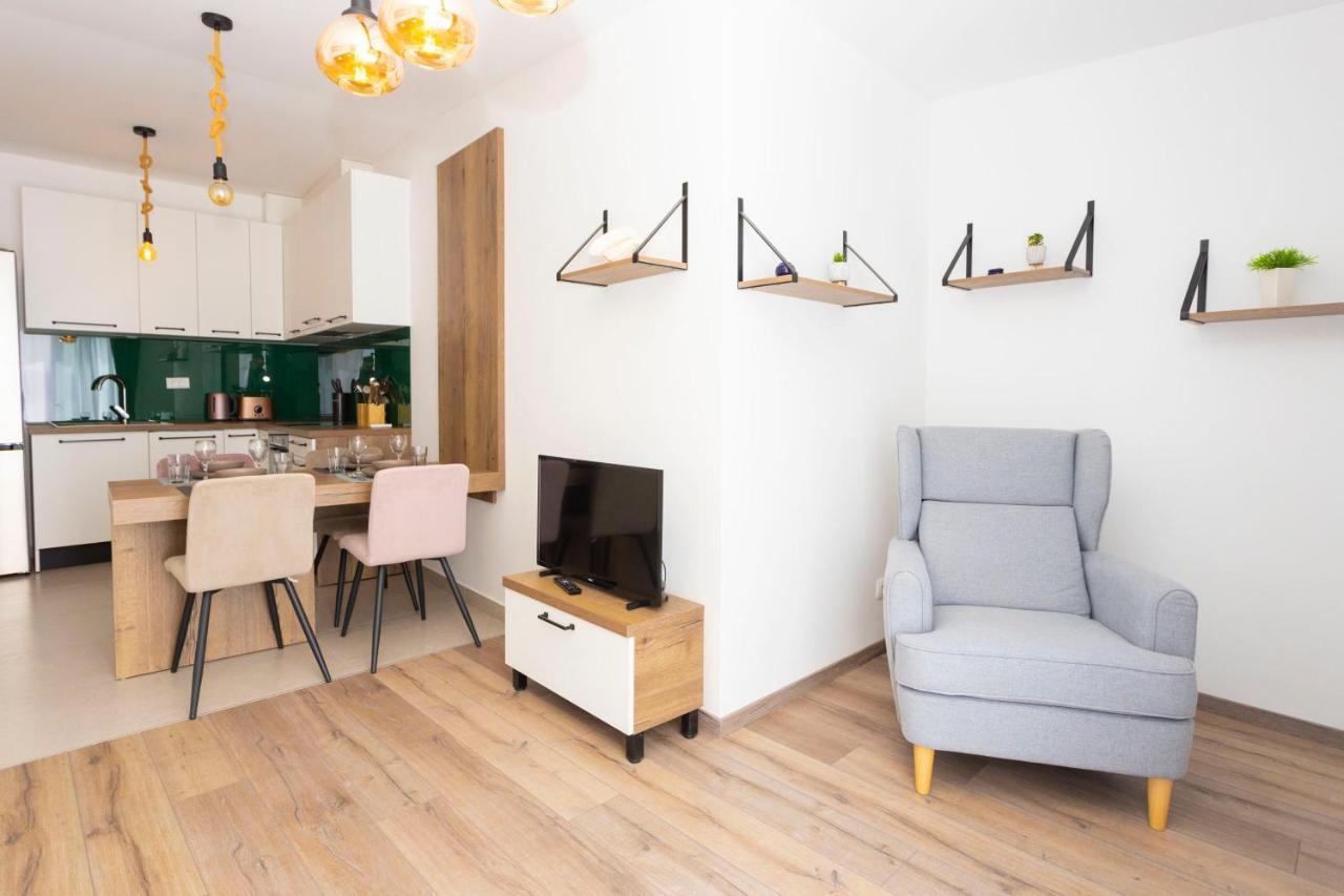 Apartments Jadranko ブレラ エクステリア 写真
