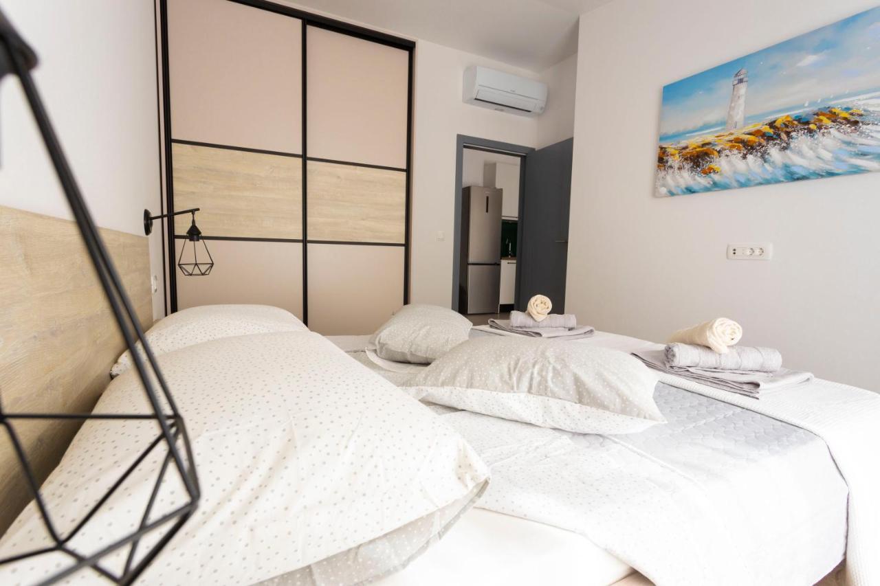 Apartments Jadranko ブレラ エクステリア 写真